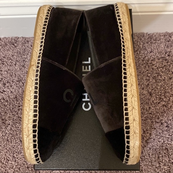 CHANEL Velvet Espadrilles / Flats - Picture 3 of 7